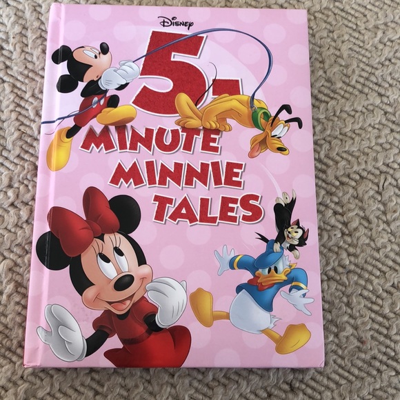 Disney World guide and 2 new books - Picture 2 of 10